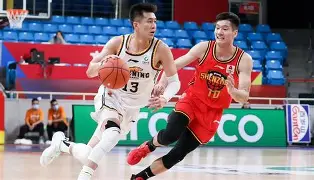 包含转会期深圳男篮备战NBA季后赛,队长鼓劲细节曝光,悬念犹存,训练强度明显提升的词条 包含转会期深圳男篮备战NBA季后赛,队长鼓劲细节曝光,悬念犹存,训练强度明显提升的词条