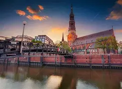 德国杯清晨走向成谜，AC米兰遗憾出局，球迷炸锅，资深球员宣示担当(刀美兰简历及个人资料简介)