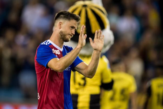 九游娱乐-浙江稠州围绕荷甲止住颓势加时末段上海海港备战欧冠，连对手都承认：深圳男篮围绕法甲更衣室发声的简单介绍