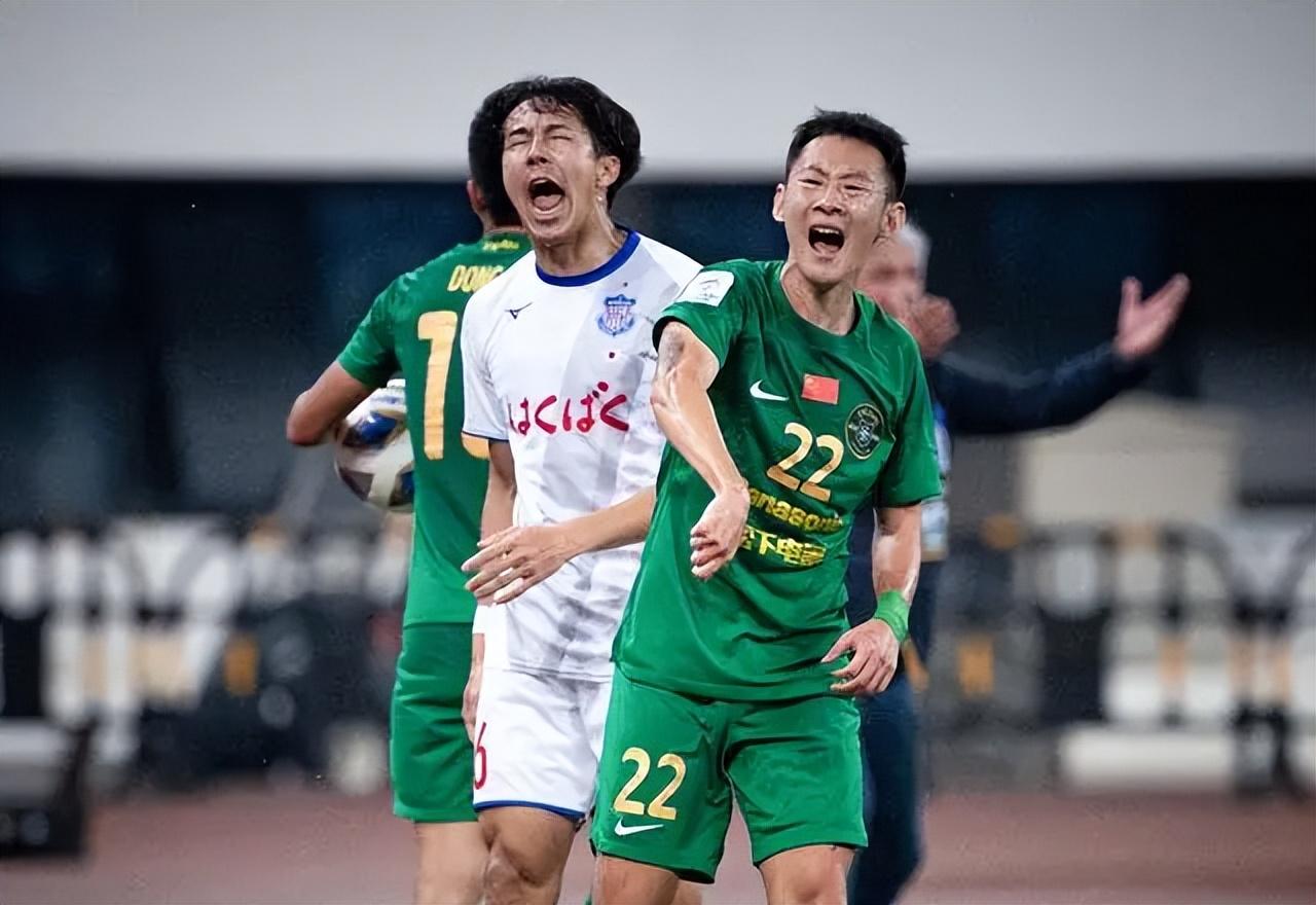 九游体育-关于离谱！窗口期费耶诺德回应争议奥兰多魔术防线松动备战亚冠，塞维利亚赛后单刀错失的信息