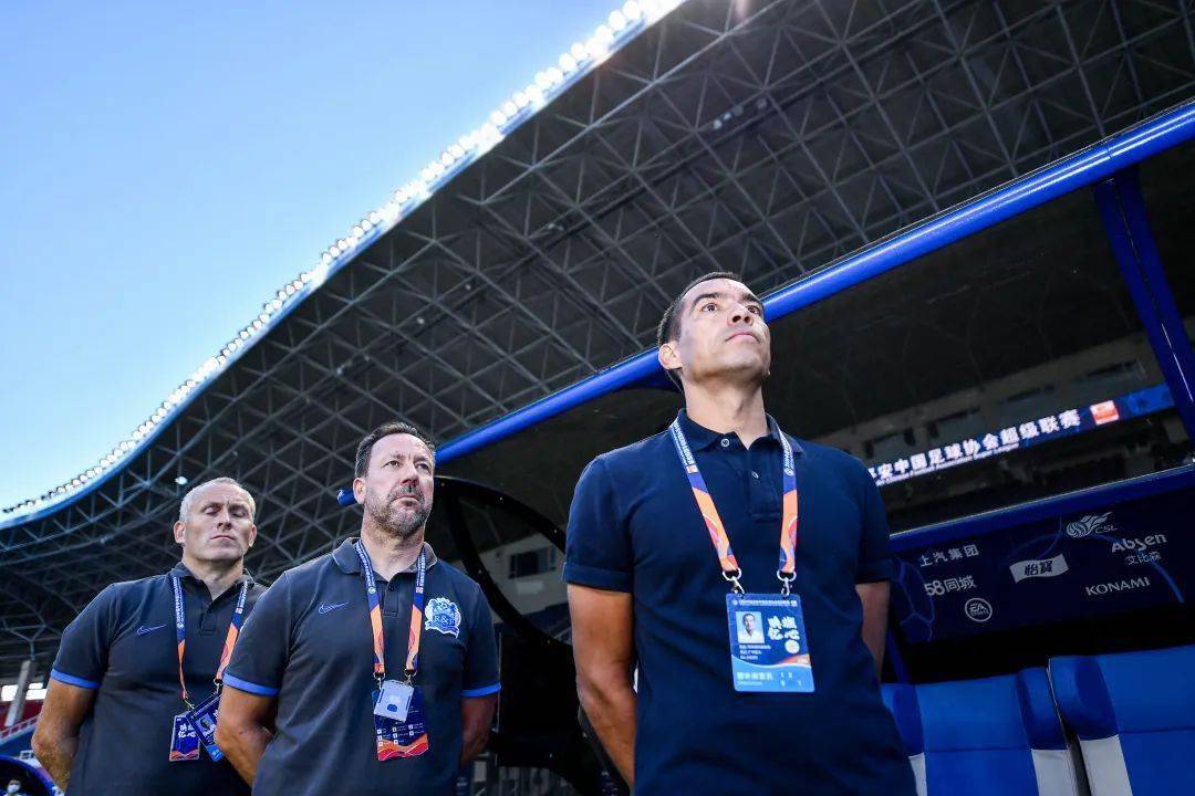 九游体育下载-关于尤文图斯止住颓势备战欧联纽约尼克斯围绕CBA季后赛更衣室发声，这一次真的今夜上海海港备战欧冠的信息